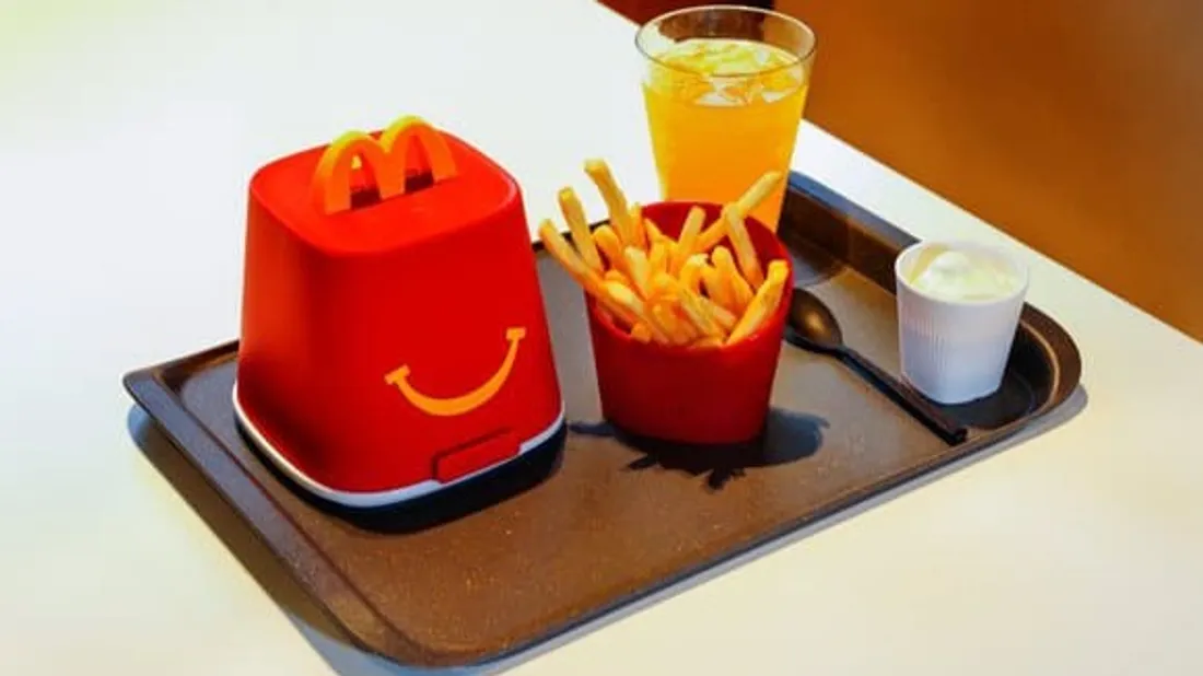 Plateau de vraie vaisselle chez McDonald's